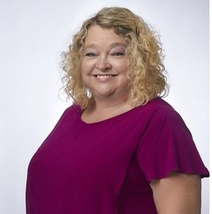 Meet your Posher, Becky